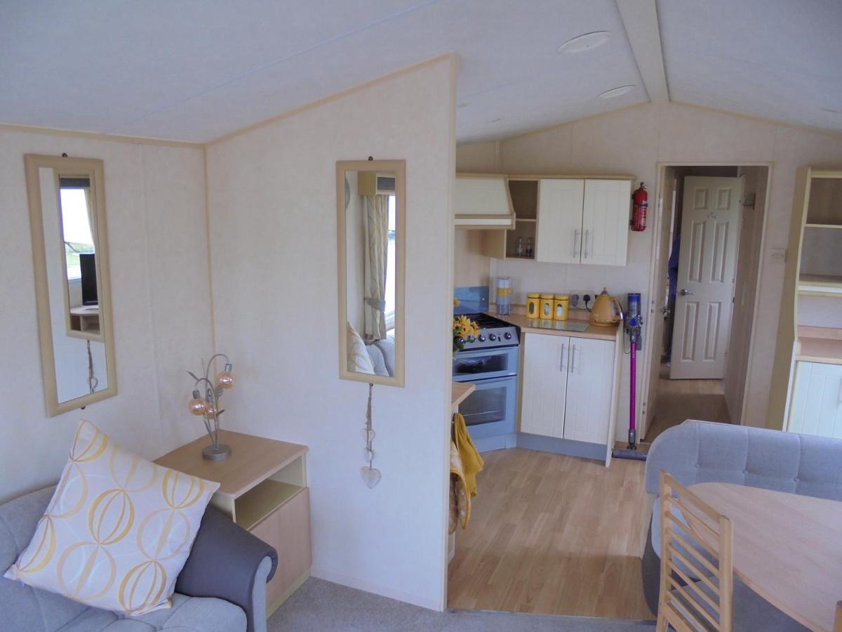 Coral Beach : The Richmond:- 6 Berth, Blow Heated Ingoldmells Exterior photo